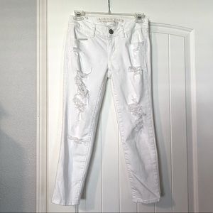 White American Eagle Distressed Cropped Jeans